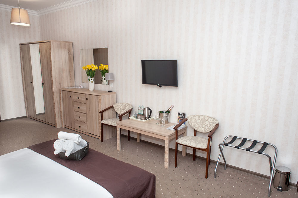 Noname Hotel Odessa ภายนอก รูปภาพ