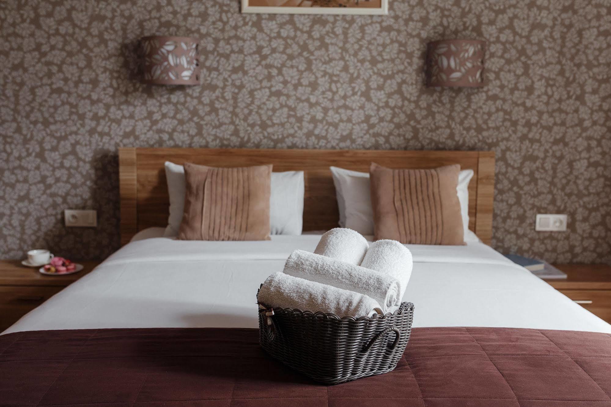 Noname Hotel Odessa ภายนอก รูปภาพ