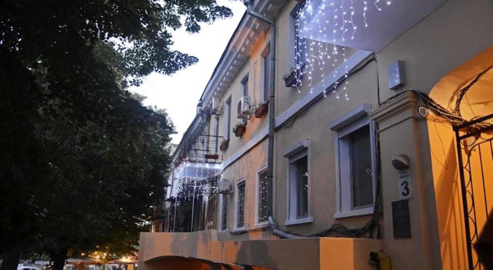 Noname Hotel Odessa ภายนอก รูปภาพ