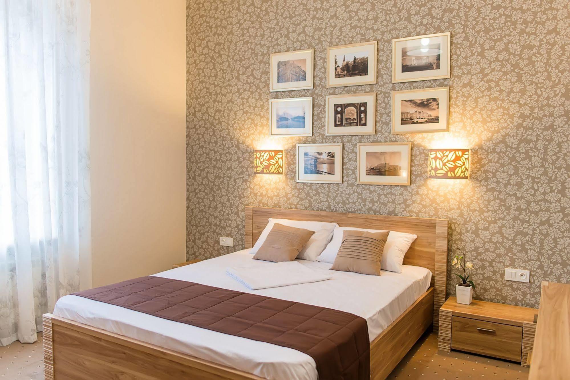 Noname Hotel Odessa ภายนอก รูปภาพ